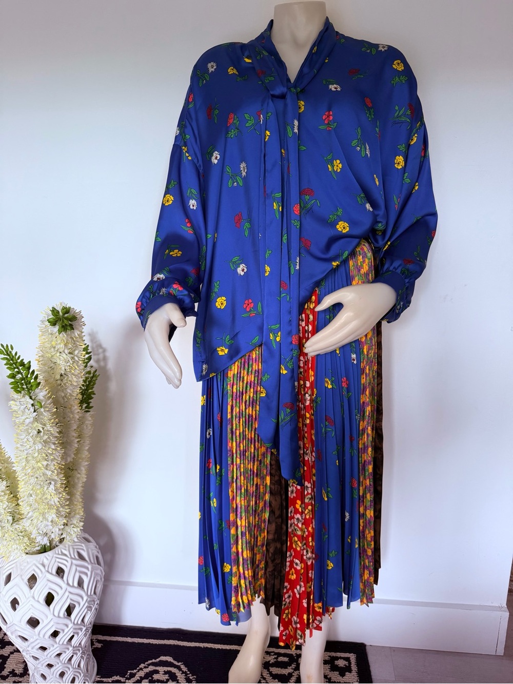 Balenciaga Wardrobe Floral Blouse & Pleated Skirt Set 34